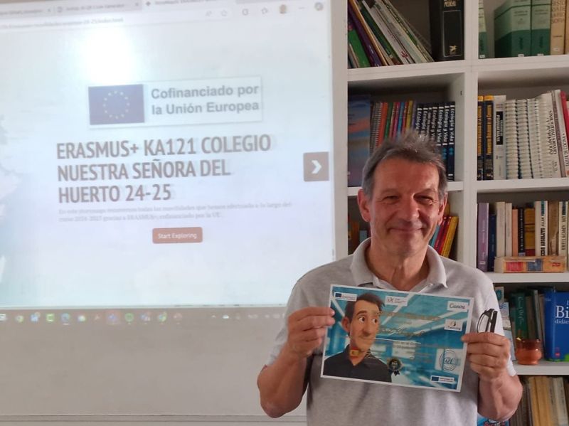 Invited expert in Pamplona